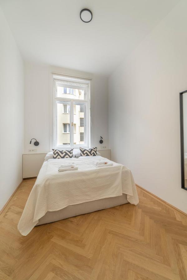 Josef'S Home I Deluxe Apartment In Ideal Location Виена Екстериор снимка