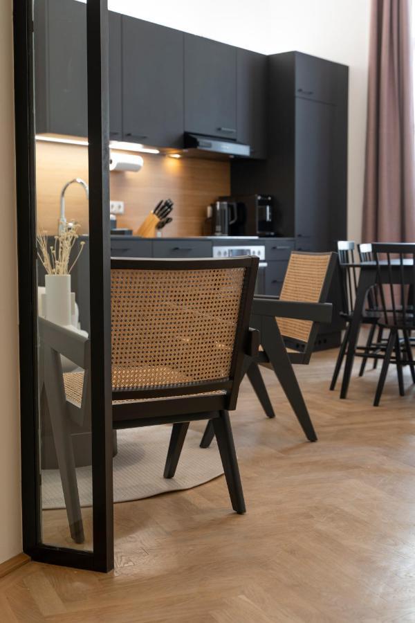 Josef'S Home I Deluxe Apartment In Ideal Location Виена Екстериор снимка